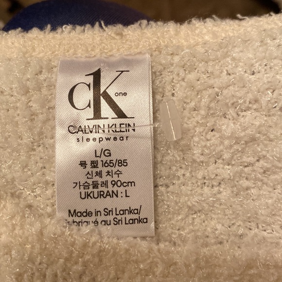 Calvin Klein Top - Picture 4 of 6